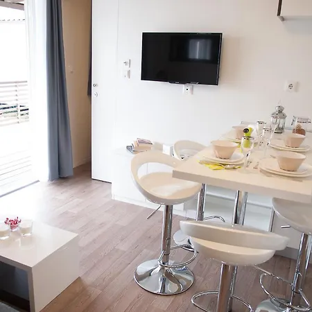 Mobile Homes Rapoca Nerezine