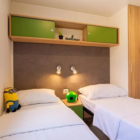 Holiday park Mobile Homes Rapoca Nerezine